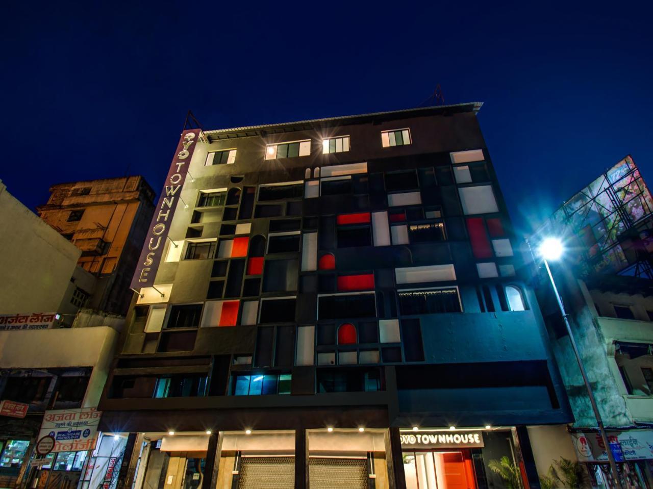 ホテルOyo Townhouse 66 Nagpur Station Ca Road エクステリア 写真