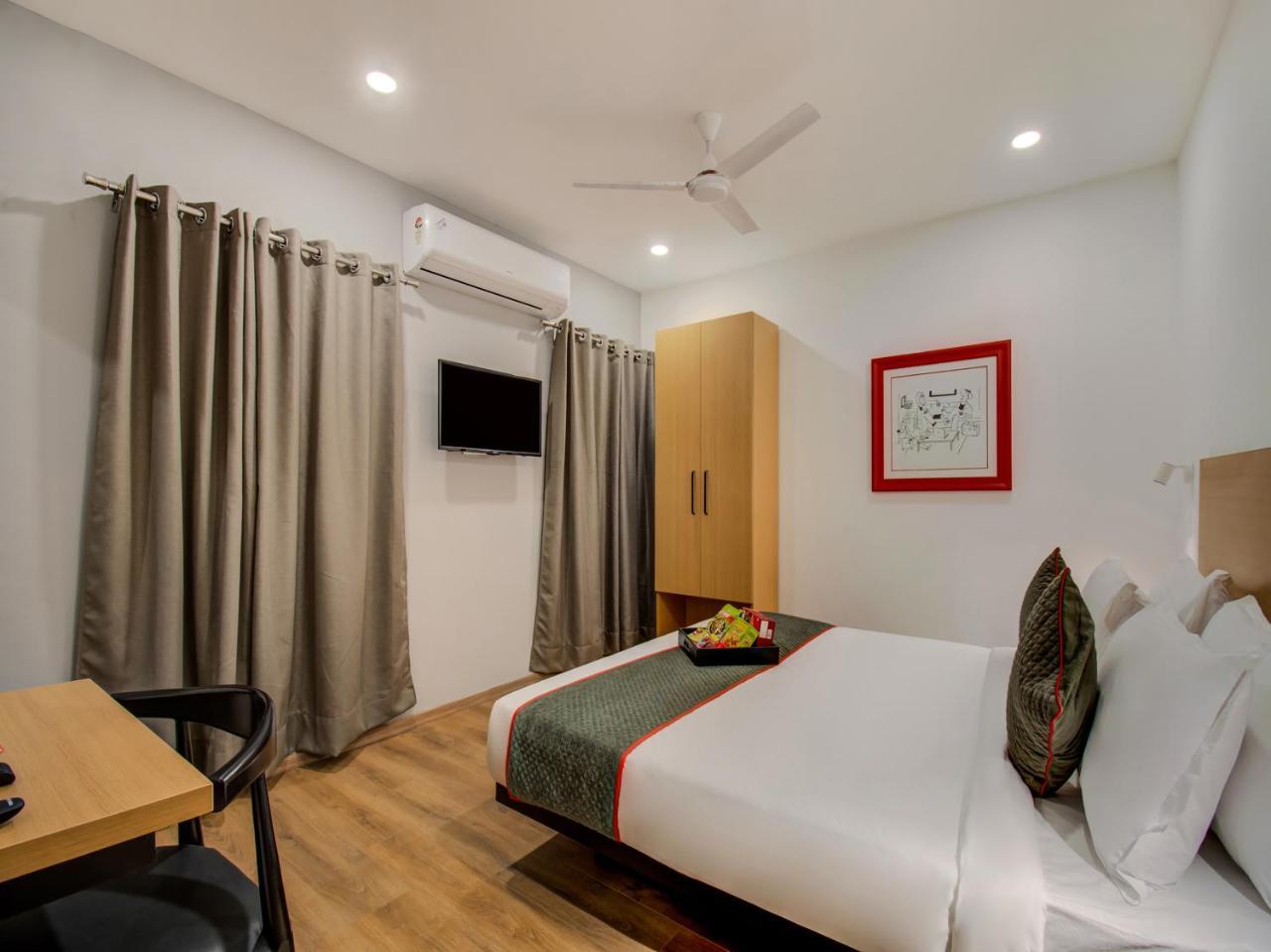 ホテルOyo Townhouse 66 Nagpur Station Ca Road エクステリア 写真