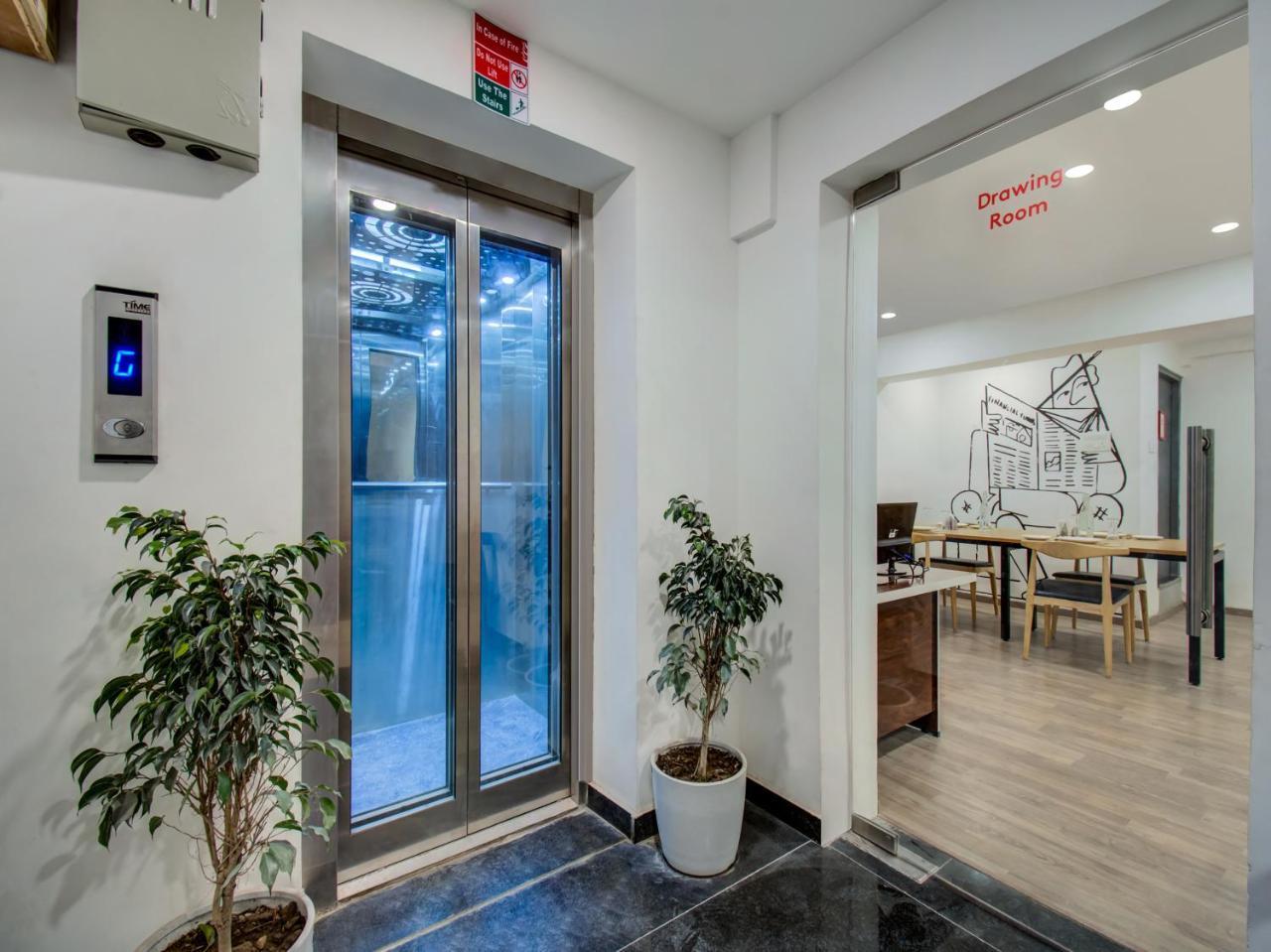 ホテルOyo Townhouse 66 Nagpur Station Ca Road エクステリア 写真